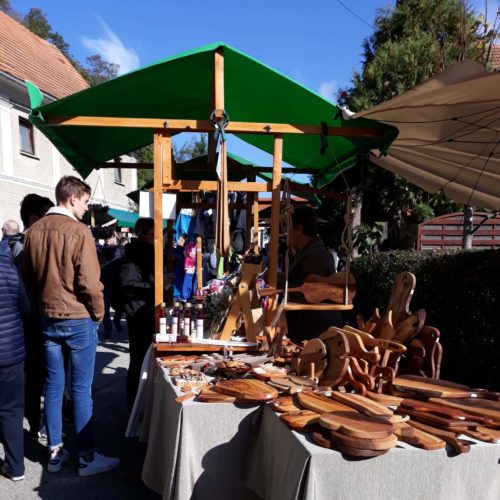 71851536_574639763271550_3460653522041700352_n