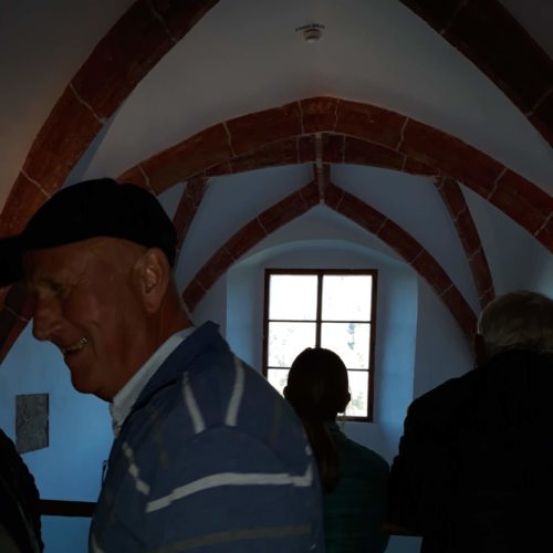 72261641_1265950163528977_780118845825220608_n