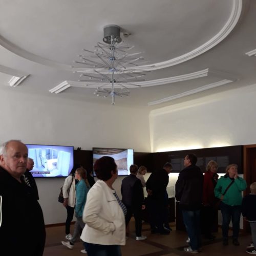 72570832_392063131460906_1892871638731456512_n