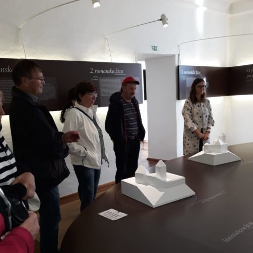 72604942_1224947877689424_5574672773441126400_n