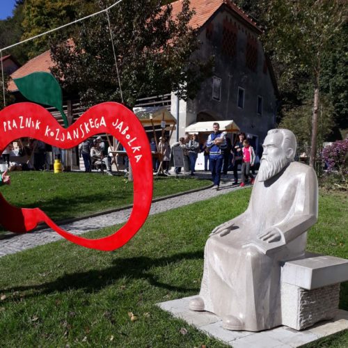 73063581_531959704039495_3537842751594823680_n